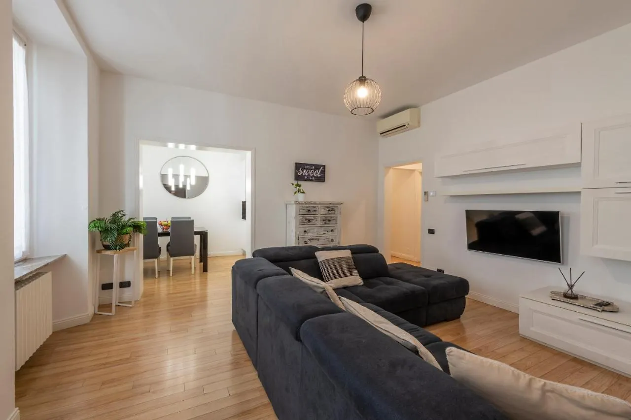 Boutique Apartment Porta Duomo, Close To The Lake! Como